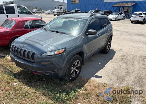2014 Jeep Cherokee Trailhawk from USA, damaged, VIN 1C4PJMBS2EW161276